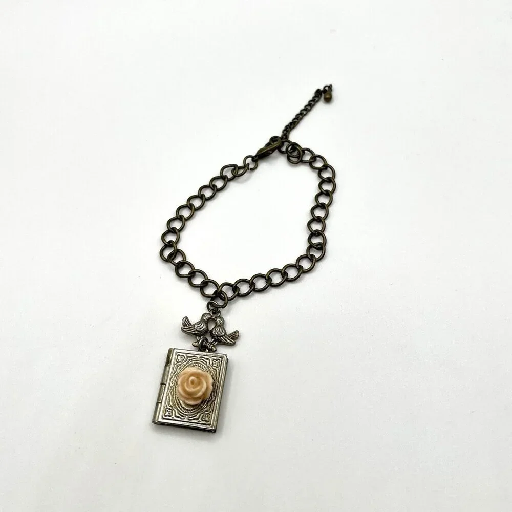 VTG Revival Love Birds Kissing Locket Rose Appliqué Bracelet Brass Tone Romantic